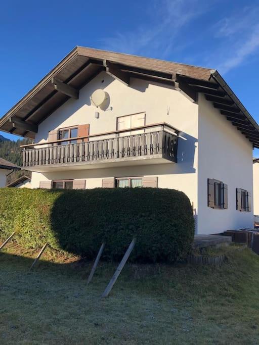 Apartamento Haus Am Lechweg Reutte Exterior foto